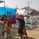 children+playing+around+pushkar+mela+rajasthan