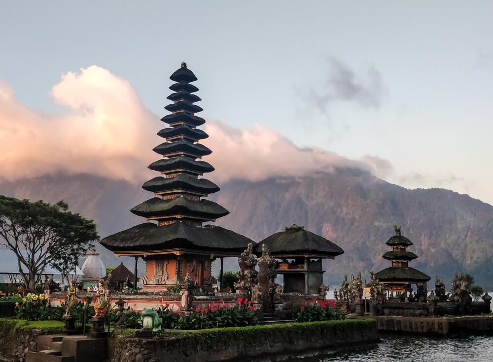 A Surreal Drive Up to the Ulun Danu Beratan Temple, Bali