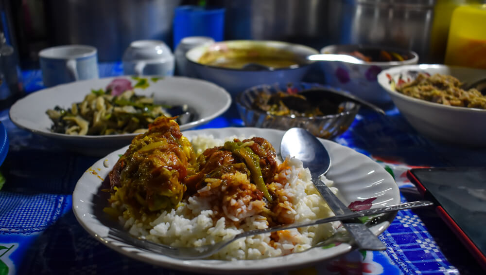 12 Myanmar Traditional Food – Eating My Way Through Burma 3 burmese-food-traditional