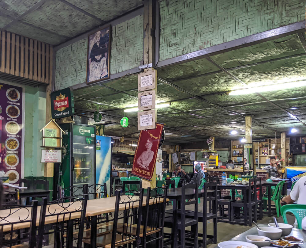 12 Myanmar Traditional Food – Eating My Way Through Burma 36 inlelakemyanmar-shan-traditional-food-restaurant