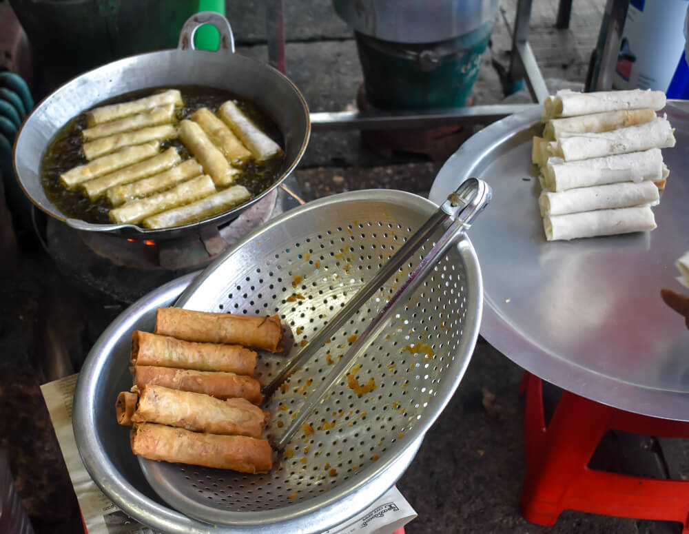 12 Myanmar Traditional Food – Eating My Way Through Burma 16 myanmar-street-food-snacks