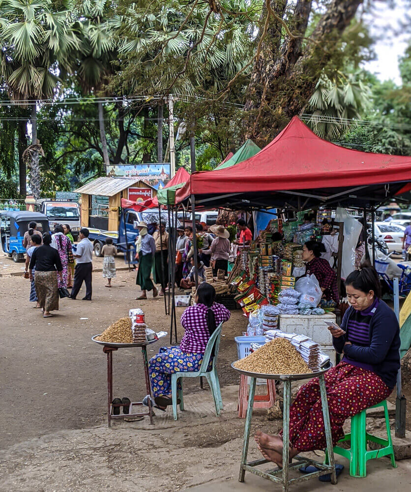 12 Myanmar Traditional Food – Eating My Way Through Burma 56 myanmar-street-food