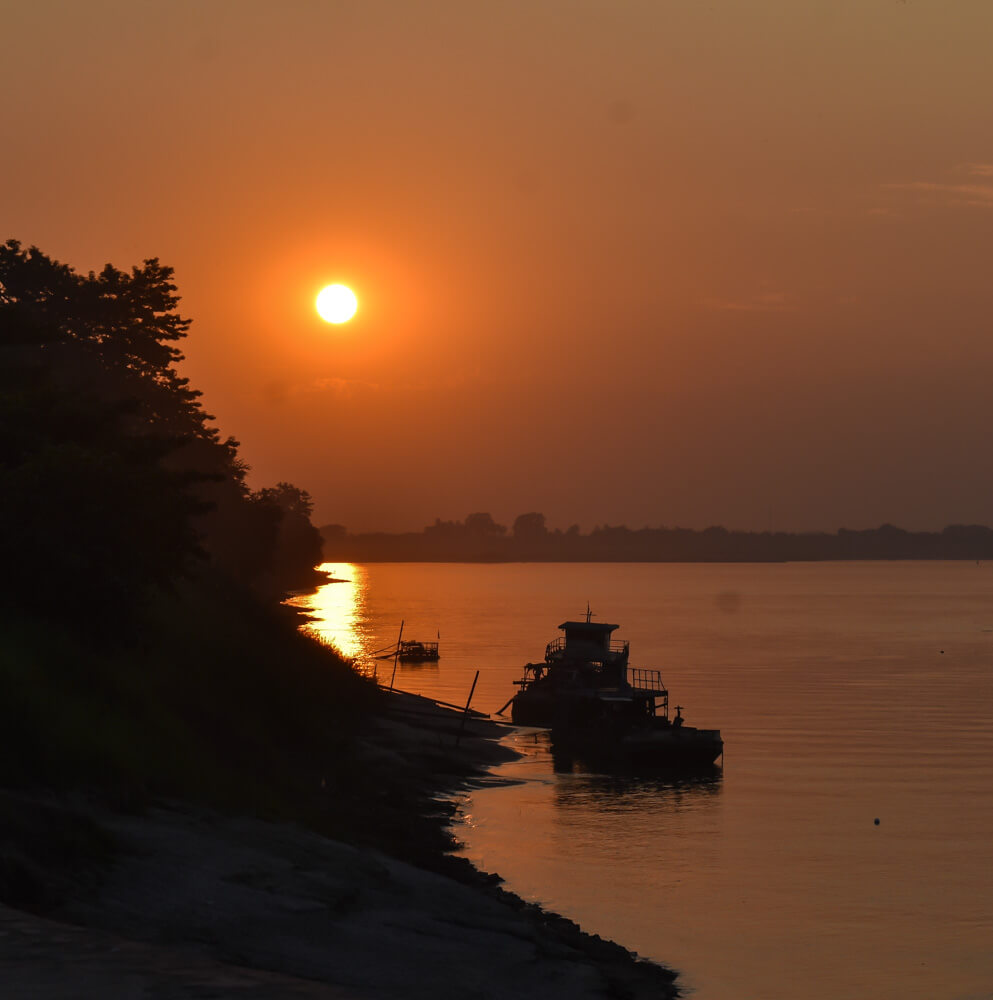 A Stunning Sunset at Mandalay's Irrawaddy River 9 irrawaddy river sunset mandalay myanmar
