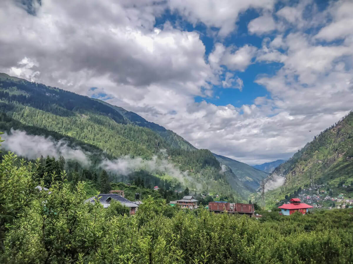 landscapehimalayankalgaindiaparvativalleyhimachalpradesh