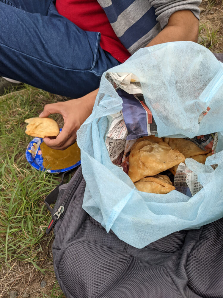 Loitering Around Shakrala (Mehli) Village, Shimla – In Photos 36 eating-samosas-in-the-jungle