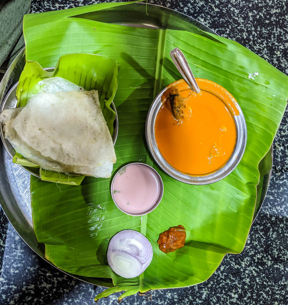 Relishing Crunchy and Soft South Indian Dosas 17 neer dosa fishland gandhinagar bangalore with fish curry