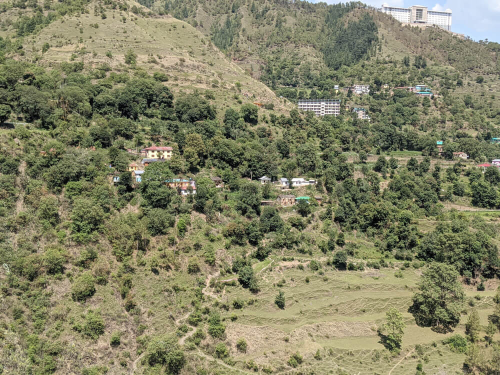 Hiking Down to the Leopard-Infested Gorge in Mehli Shimla 6 the-homes-that-have-been-there-for-a-long-time-in-the-hills-of-Mehli