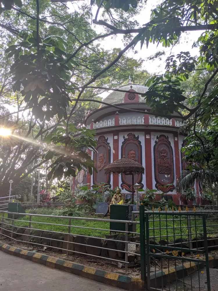 bugle-rock-garden-basaavanagudi-bengaluru.webp
