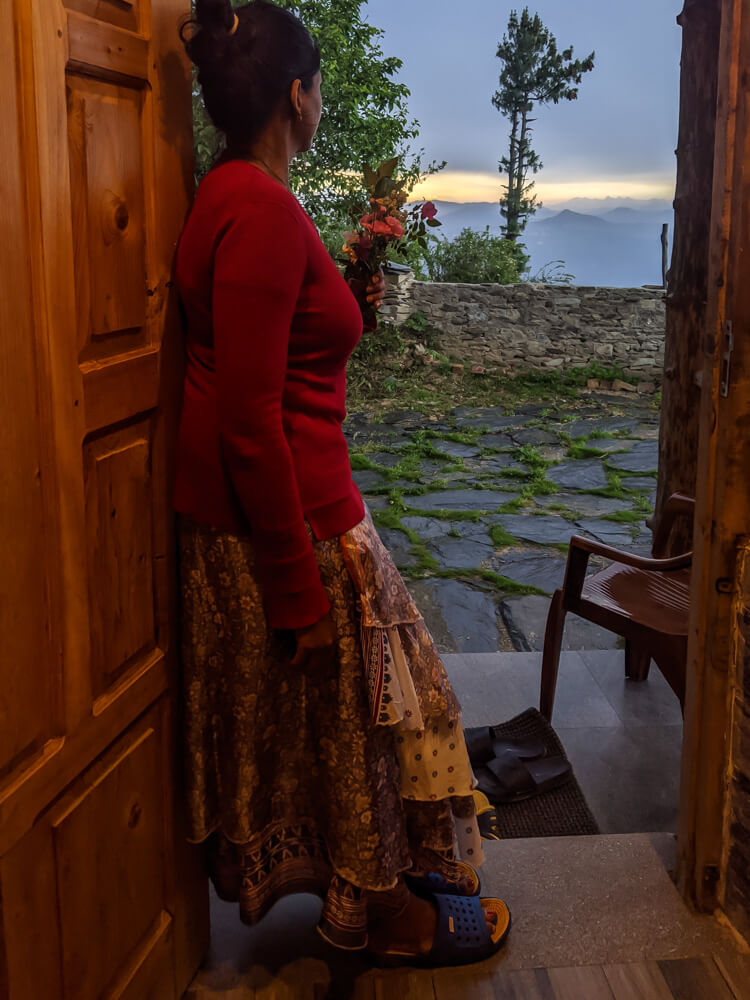 Why You Can Do Better Than The Apple Village of Fagu, Himachal Pradesh 10 enjoying evening in fagu shimla himachal