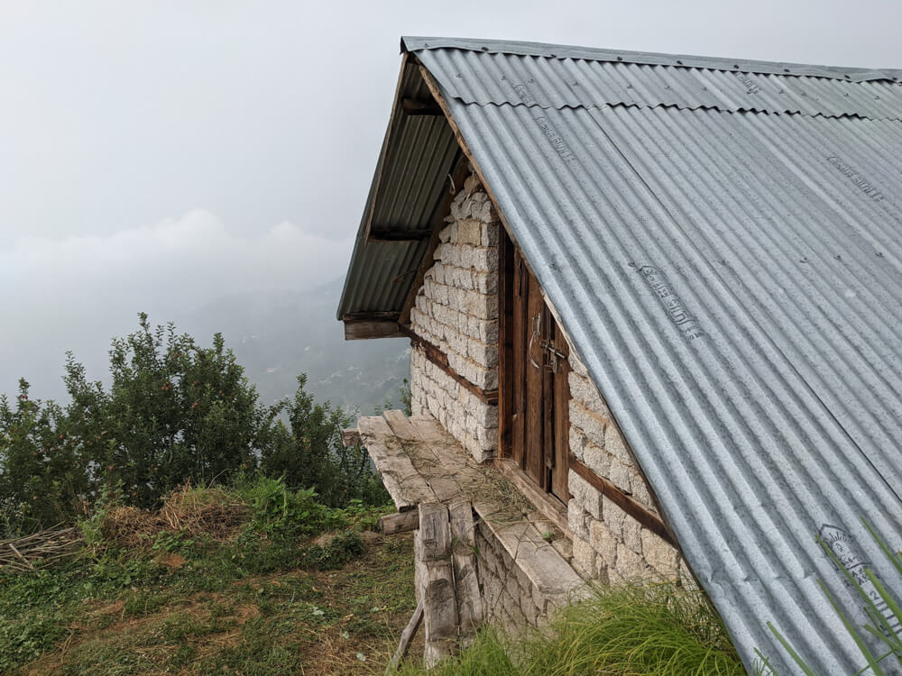 We Dared to Hike to Shikari Devi Temple (Mandi Himachal) On Our Own 19 old hp hut
