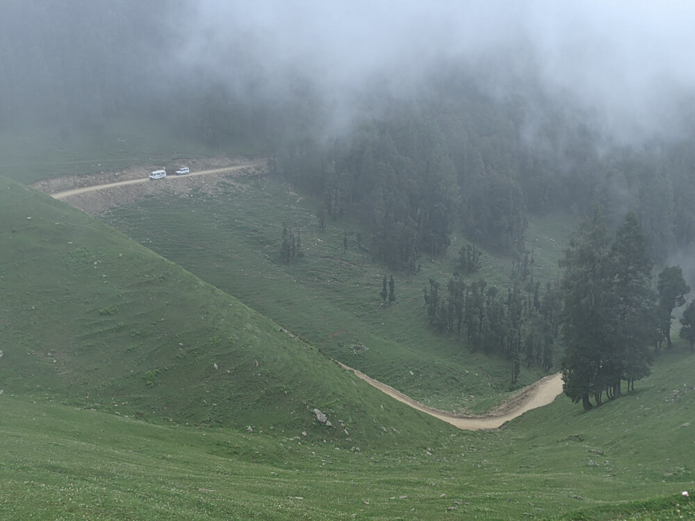 road to shikari temple mandi himachal