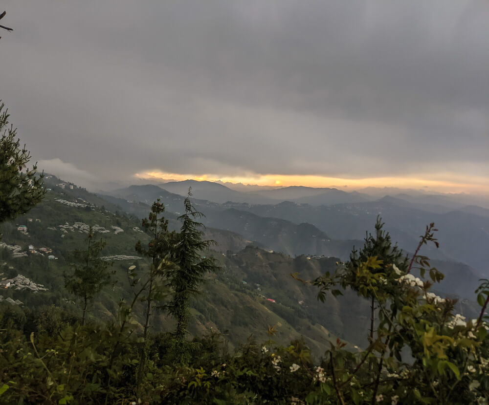 Why You Can Do Better Than The Apple Village of Fagu, Himachal Pradesh 12 the clouded sunset from fagu