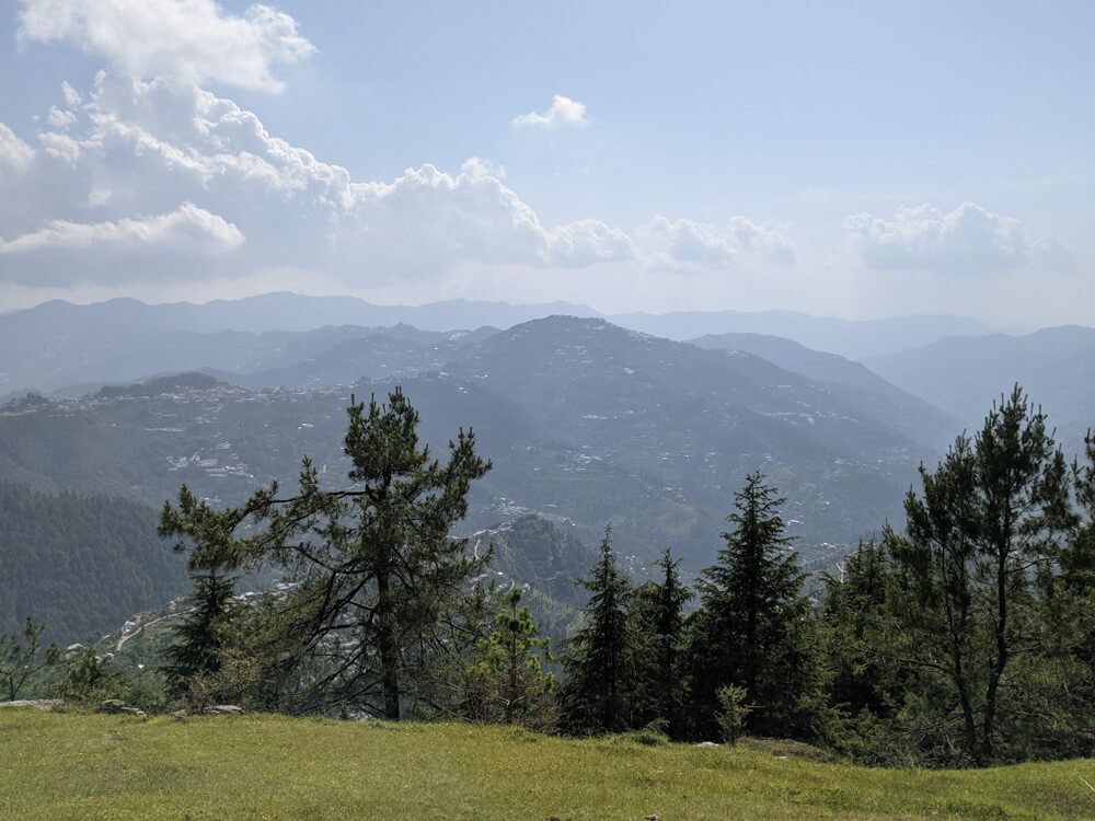 Sunny Picnic at Kanag Devi Temple, Theog (Shimla) – Pastures in Obscurity 12 the views of the valley