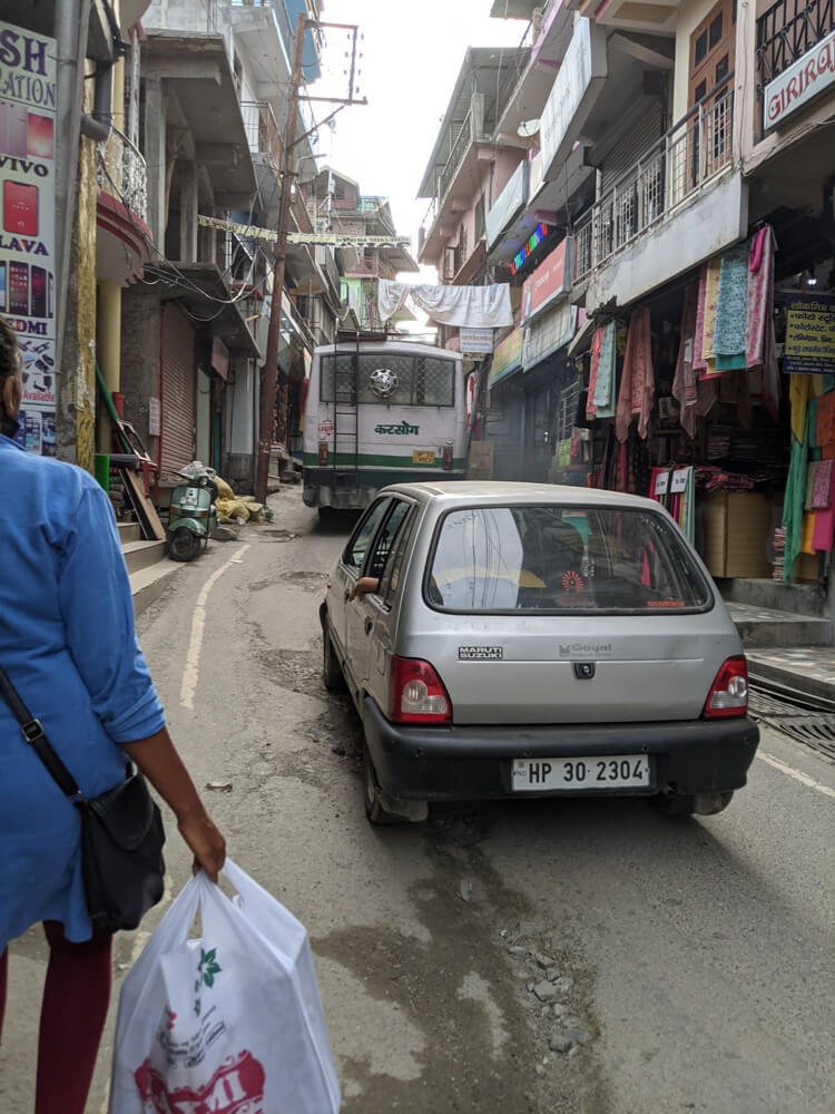 carrying shoes in karsog mandi