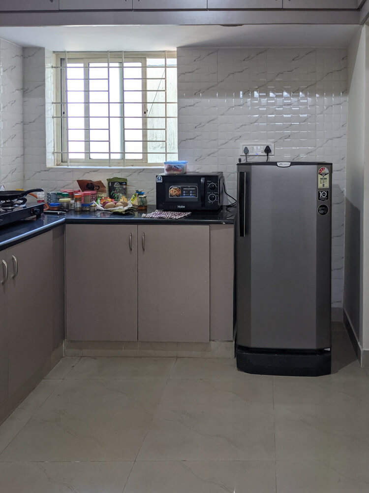 kitchen in a apartment stay in bangalore