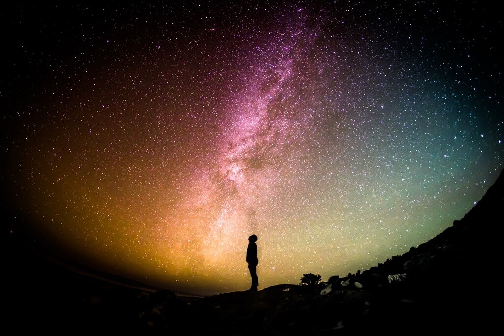 33 Things I Would Tell My Younger Self 2 silhouette-person-sky-night-milky-way-cosmos under milky way at night to show advice to my younger self.jpg