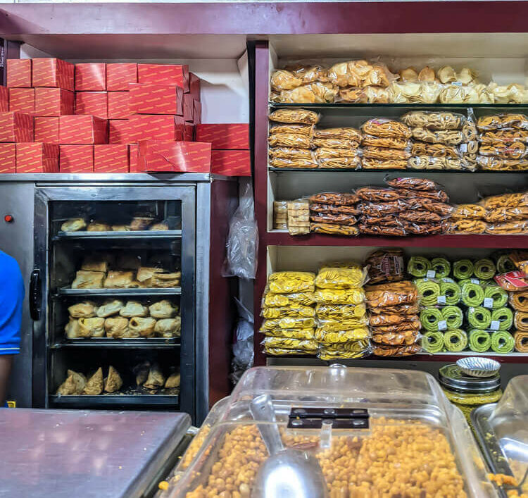 snacks-karnataka-madikeri-town