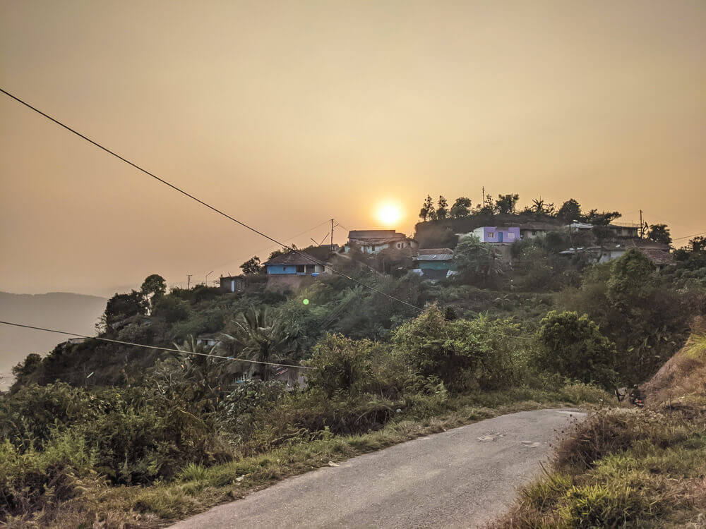 sunrise-above-stuart-hill-coorg