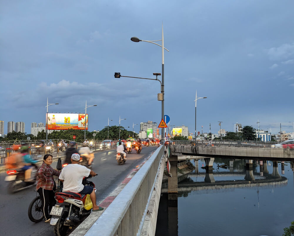 common-scene-in-vietnam.jpg