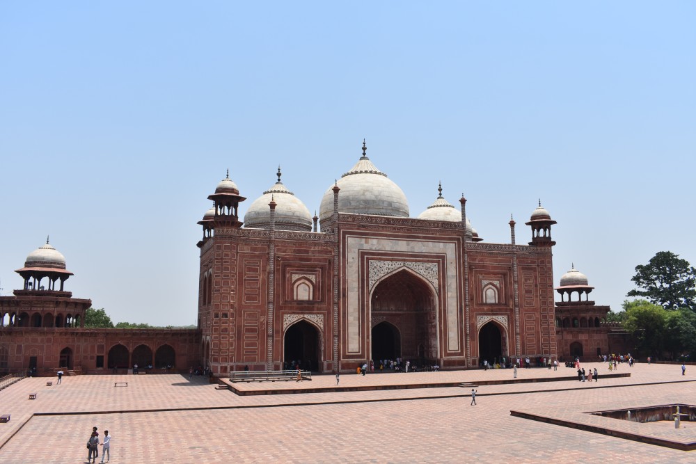 the red sandstone guesthouse of the taj mahal, on the opposite side from the mosque