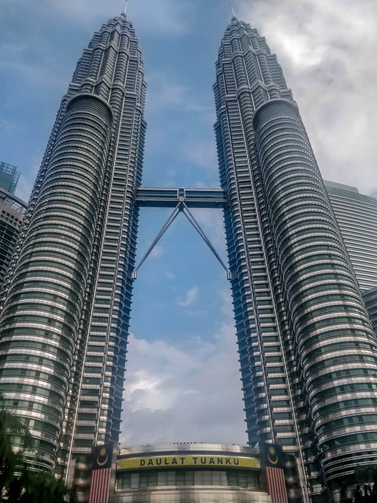 petronas+tower+kuala+lumpur+reasons+to+visit+malaysia