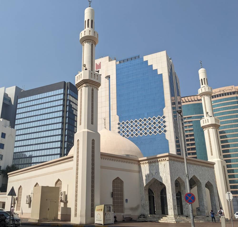 things to do in abu dhabi visit mosque united arab emirates