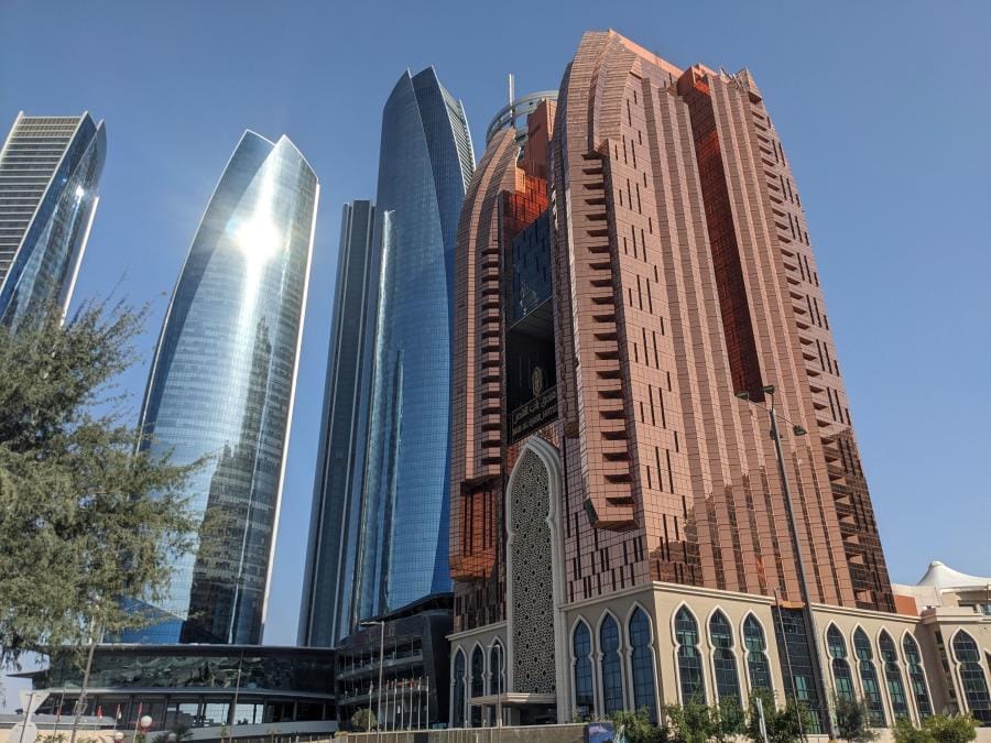 The Presidential Palace in Abu Dhabi (The UAE): To See or Not To See 14 the buildings outside royal presidential palace in Dubai Emirate