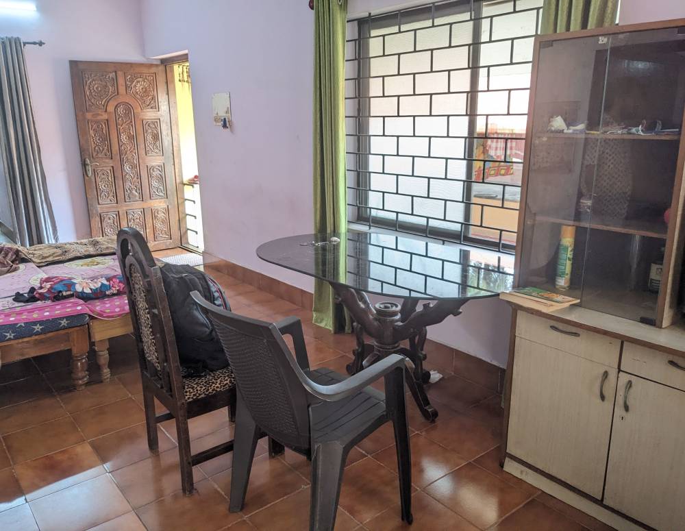 my study table at our hotel in mangalore (1)